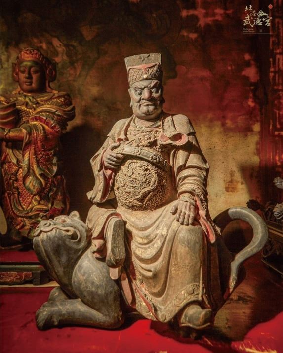 黑虎將軍鎮守財庫，象徵咬錢招財、護佑事業。馬年開春迎旺氣，為新年度注入財運能量。（圖／北港武德宮提供）