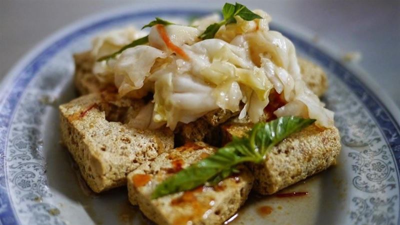 花蓮知名的玉里橋頭臭豆腐到北市中山區開店，濃烈味道引發居民反彈。(圖／資料照)