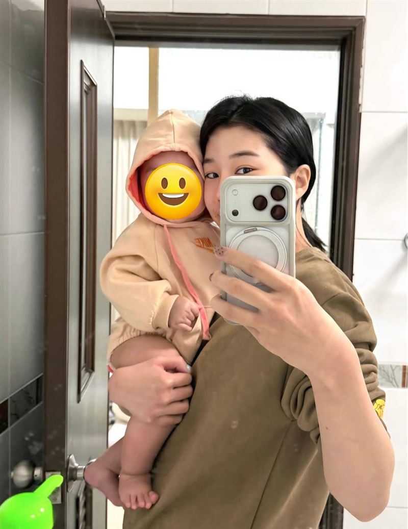 荒姨成為人母半年了。（圖／翻攝自IG）