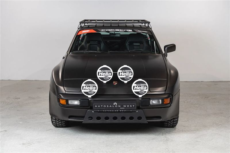 車頭四盞HELLA Rallye探照燈。（圖／翻攝Elferspot網站）