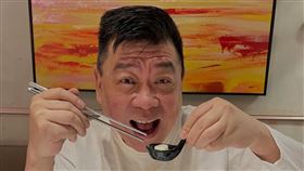 孫德榮缺席孫協志婚宴。（圖／翻攝自臉書）