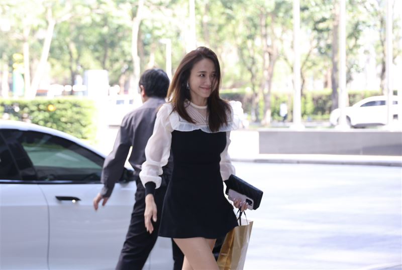 何妤玟透露包了五位數紅包給孫協志與夏宇童。（圖／記者鄭孟晃攝影）