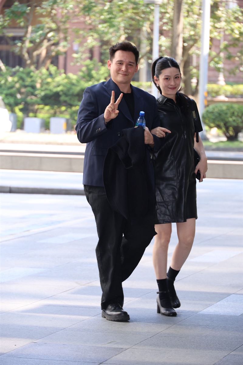 管罄、倪安東現身，倪安東看來幸福肥。（圖／記者鄭孟晃攝影）