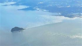 清代文獻記載基隆外海有一片「舟至即沉」的神祕海域，宛如台灣版百慕達。（圖／翻攝自「基隆氣象站」臉書）