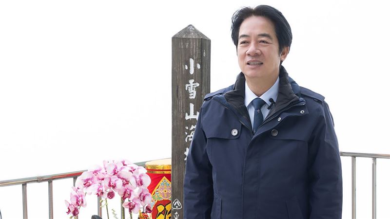 登小雪山發表春節談話 賴清德曝新年展望