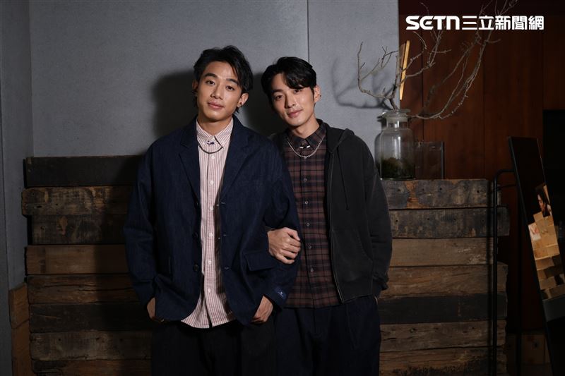 鍾岳軒、初孟軒從好兄弟變成彼此最親密的另一半。(圖/記者鄭孟晃攝影)