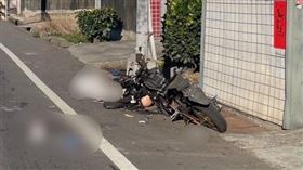 年前不平靜！台中40歲男「自撞頭破」倒血泊中　失去心跳急救中（圖／翻攝畫面）