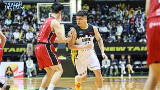 王柏智談灌籃失手　笑稱「不跑也不行！」