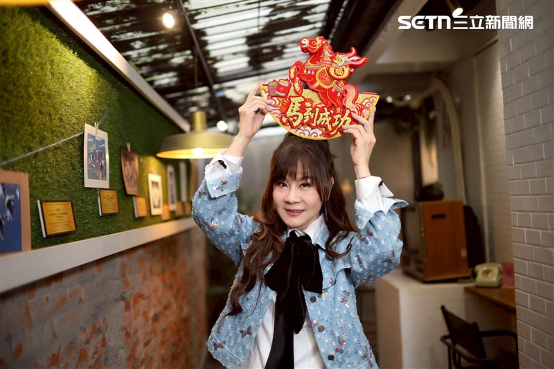 龍千玉接受專訪分享演藝事業的甘苦。（圖／記者鄭孟晃攝影）