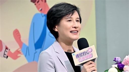 台美貿易協定簽署！鄭麗君抵台暖喊1句