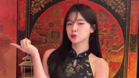 李多慧熱舞拜年。（圖／翻攝自臉書）