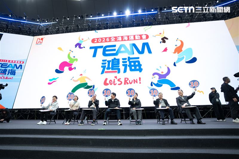 鴻海千萬得主Jason現身！身為基層員工的他精算後，扣稅實拿約700萬，霸氣宣告絕不離職。愛妻淡定提議置產，Jason除規劃買房頭期款，更打算加碼投資自家股票。爽休10天後，開工唯一煩惱竟是「要花多少錢請客」！（圖／鴻海提供）