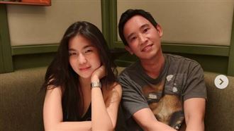 泰國政壇金童認愛　情人節曬女星親密合影