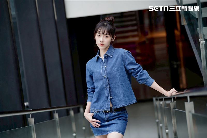 專訪/何曼希《陽光女子合唱團》爆紅!昔赴韓當練習生 親揭內心陰影