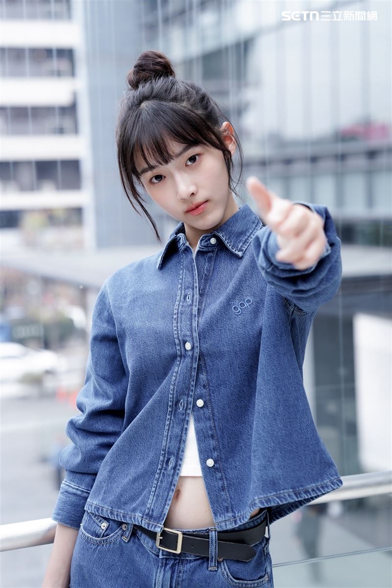 何曼希接受《三立新聞網》專訪。（圖／記者趙于瑩攝影）