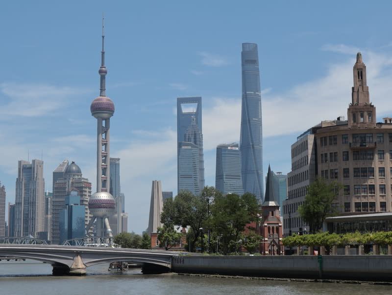 中國祭出辦理台胞證優惠措施，台灣首來族辦理台胞證減免費用， 招手台灣首來族赴陸