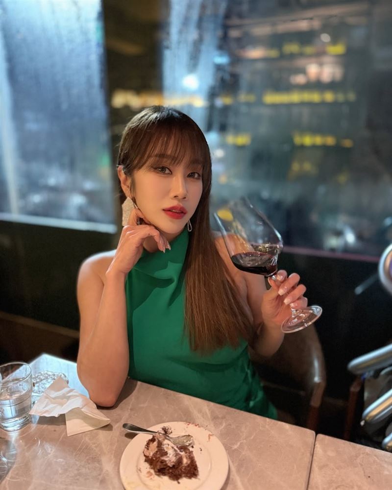 林佩瑤出身自《超級星光大道2》外型甜美身材火辣。（圖／翻攝自IG @linpeiyao）