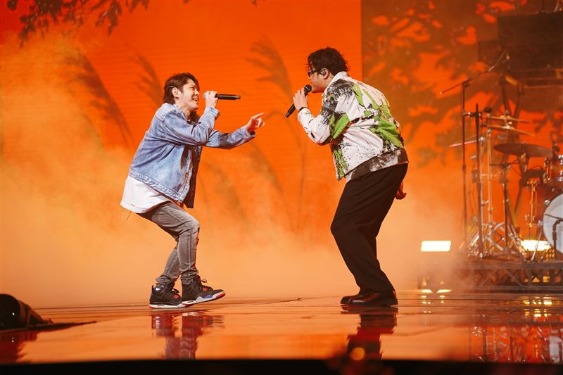 icyball冰球樂團、日本樂團FLOW熱血開唱。（圖／文化總會提供）