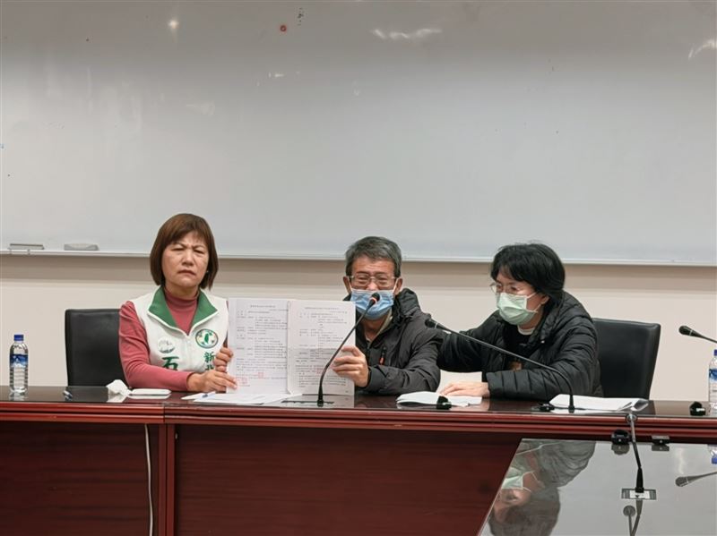 新北割頸案被害者雙親，楊父、楊母13日出面控訴，毒駕致死國民法官判死，割頸案卻判12、11年，到底是誰有公平正義？（圖／翻攝自石一佑 - 小佑子粉絲團）