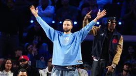 柯瑞（Stephen Curry）宣布明年參加三分球大賽。（圖／路透社／達志影像）