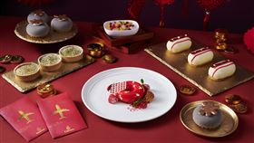 阿聯酋航空於2月16至2月20日，在杜拜飛往台北的航班推出新春限定甜點，與旅客同慶農曆新年。（圖／阿聯酋航空提供） 