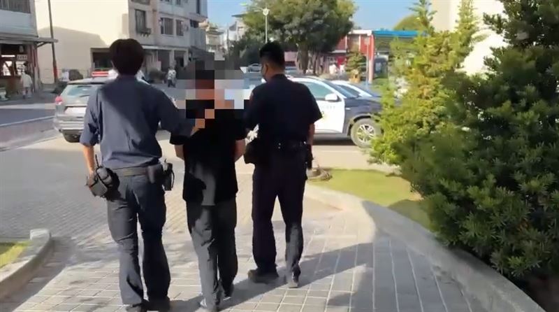 黃男訊後依竊盜未遂及侵入民宅罪送辦。（圖／翻攝畫面）