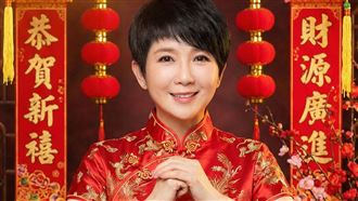 66歲玉女歌手長輩圖瘋傳！長相超震驚