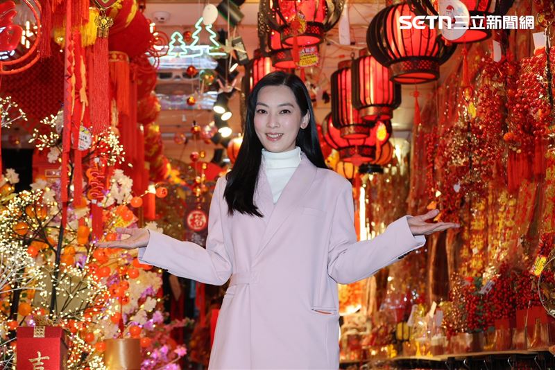 龍千玉與翁立友領豪記唱片群星拜年（圖／記者鄭孟晃攝影）