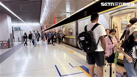 火車,車廂,大眾交通工具,乘客,旅客,台鐵,車票,優先席,老人（圖／記者李育道攝影）