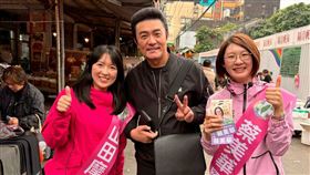 新北市（汐止、金山、萬里）議員參選人蔡美華，巧遇「國民岳父」李㼈正在採買年貨。（圖／蔡美華提供） 