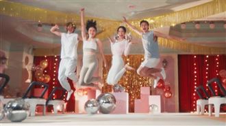 明星跨界器械皮拉提斯　引爆優雅核心力量