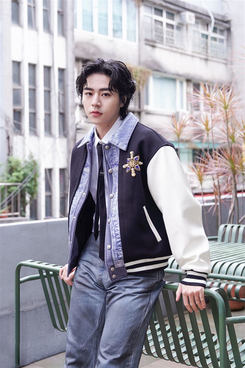 林佳辰入伍前工作滿檔、壓力極大，所幸有團員支持。（圖／記者趙于瑩攝影）