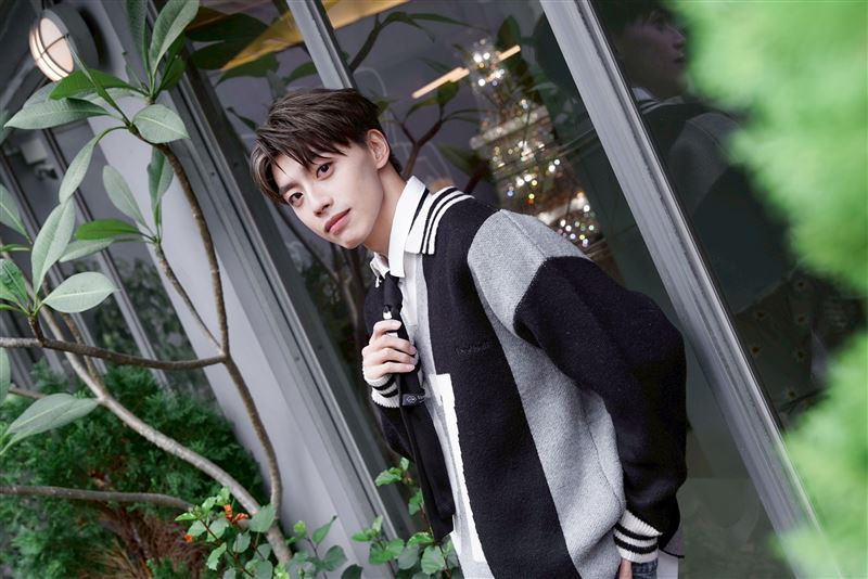 黃文廷推出新歌〈黏踢踢〉，曲風甜蜜輕快。（圖／記者趙于瑩攝影）