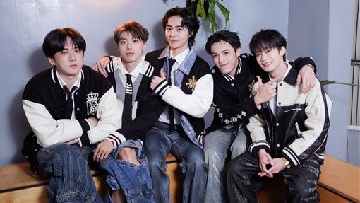 Ozone文廷IG摯友只有他　團員當場不錄了