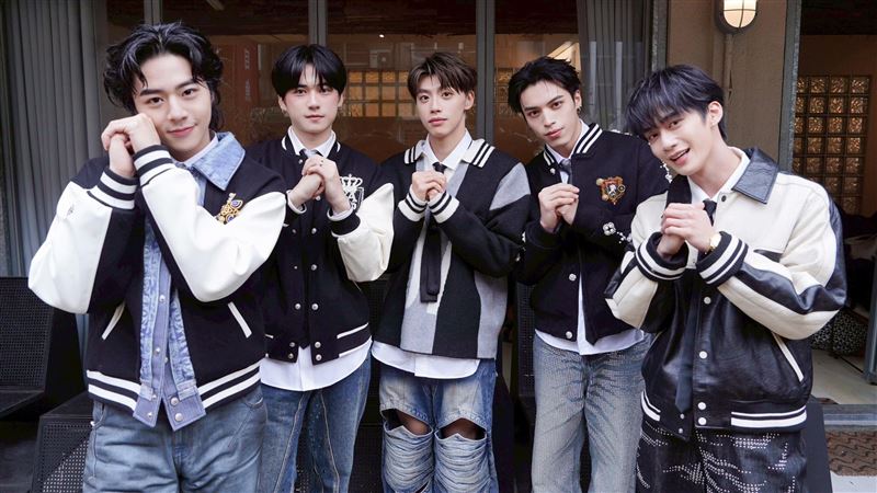 Ozone佳辰曝新身分 除夕準備紅包給外甥