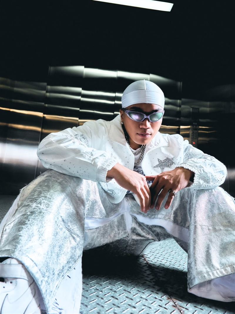 阿跨面在節目播出後發文分享心情,也祝粉絲新年快樂。(圖/翻攝自IG @popin_feng_guang_handsomeman95)