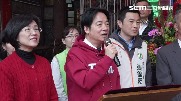 大年初一回老家 賴清德新北萬里宮廟參香