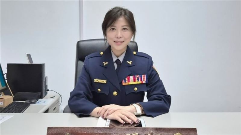 「單車美型女」警官 轉戰資策會任總監