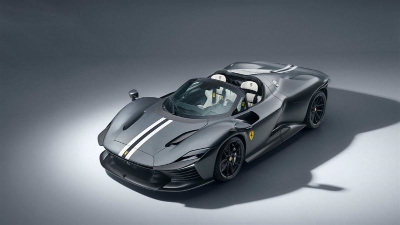 別再談碳纖維了 已經有人用純金排氣管