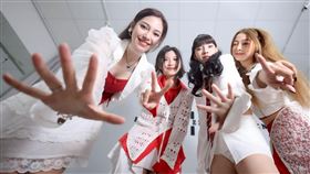 「SVETA 心動女孩」接受《三立新聞網》專訪。（圖／記者鄭孟晃攝影）