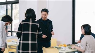 春節堅守崗位　陳世凱　「親下廚」慰勞