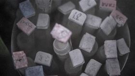 烏克蘭少子化危機因戰爭惡化，國家出錢幫士兵冷凍精子。（圖／翻攝自X平台 @YahooNews）