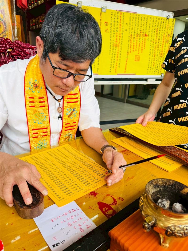 高雄玄鷲山高邑雲天宮在2月2日（農曆12月15日）也抽出下下籤的國運籤。（圖／翻攝自玄鷲山高邑雲天宮臉書）