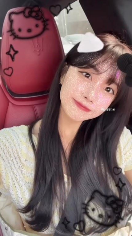 安芝儇曾在IG限動上曬出自己外出的代步工具，竟是義大利豪車「海神」瑪莎拉蒂。（圖／翻攝自IG @wlgus2qh）