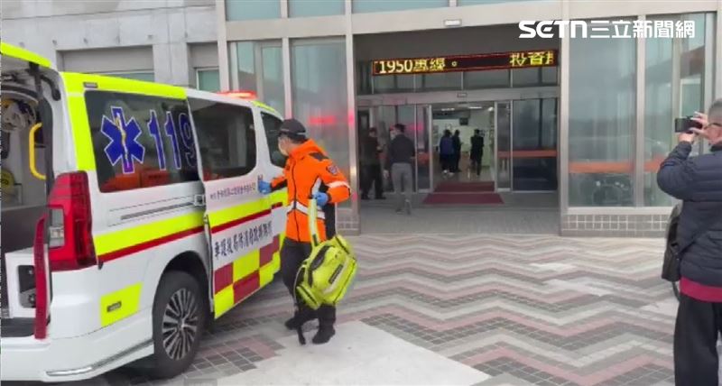 陳光復失足跌倒後，緊急送醫