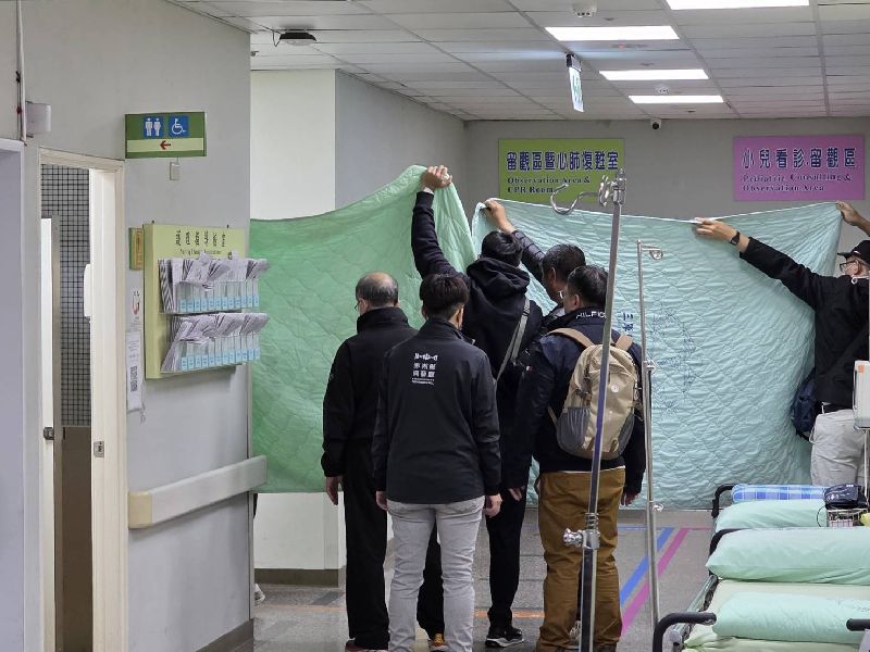 澎湖縣長陳光復17日參與春節活動時不慎踩空摔傷陷昏迷，經三總澎湖分院（圖）初步搶救後，傍晚再由直升機後送至高雄榮總進一步治療