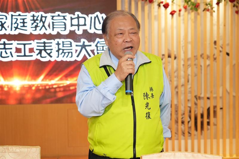 民進黨推派的澎湖縣長參選人陳光復，如今跌倒昏迷中。（圖／翻攝自陳光復臉書）