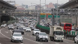 初二車流估平日1.4倍　18地雷路段曝光