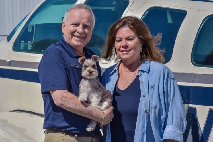 美國一對航空業夫婦，帶著寵物狗同坐小飛機碰上意外，最終剩愛犬存活。（圖／翻攝自Florida Aviation Network臉書）