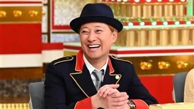 根據日本媒體《女性SEVEN》報導，日本某電視台一名女性製作人被指與男偶像之間存在「不恰當關係」，甚至私下要求對方出席餐會陪酒，還曾將女主播「推薦」給中居正廣。（圖／翻攝自富士電視台 X）